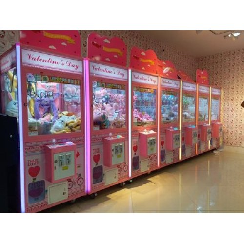 Claw claw machine is back again fire manufacturers reveal: manual control grab rate