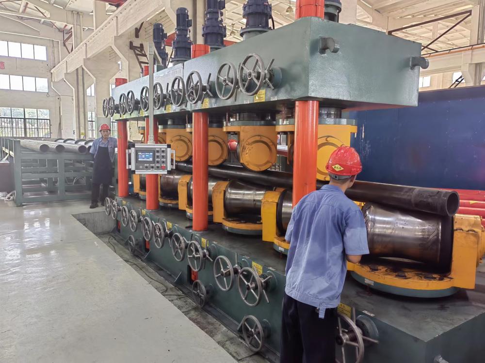 Multi Roller straightening machine