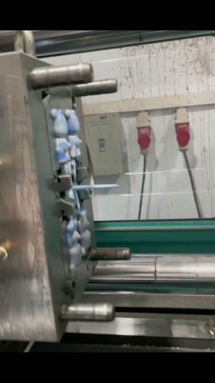 Injection molded plastic bear toys