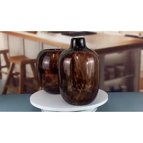 Hot sale Handblown Leopard decoration nordic glass vase