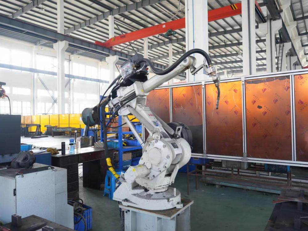 Electric welding robot