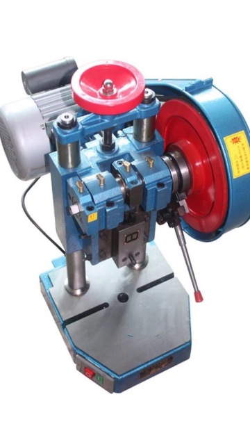 Manual razor head assemble machine1