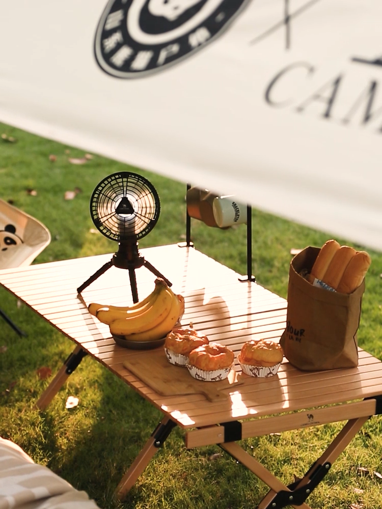 Camel Outdoor Camping Holz Tisch tragbares Falten langlebiger Grill -Reise -Reise Picknick Buche Holz faltbare Tabelle 1