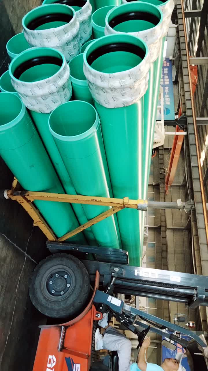 Tuyaux d&#39;eau et de drainage en PVC-UH