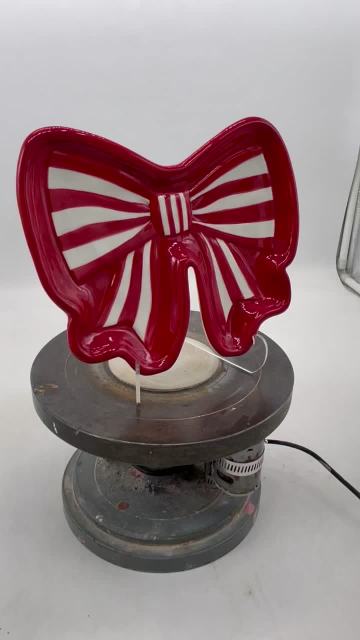 Bow plate Display Video
