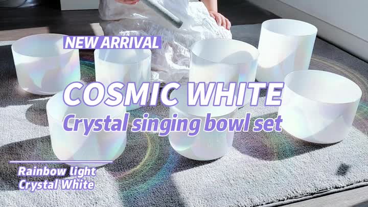 Witte kosmische zangkom