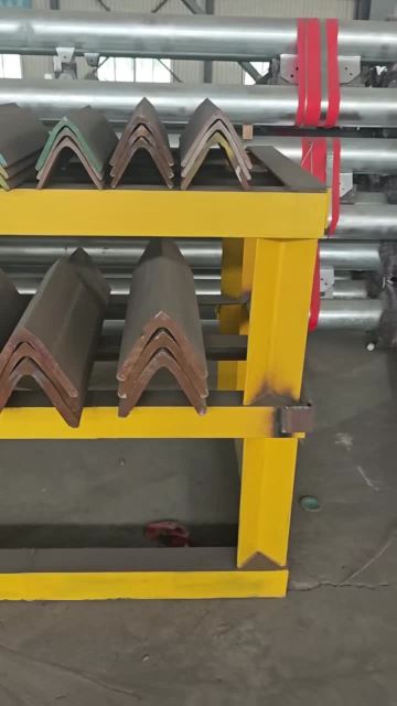 60° Angle Steel Sample Display