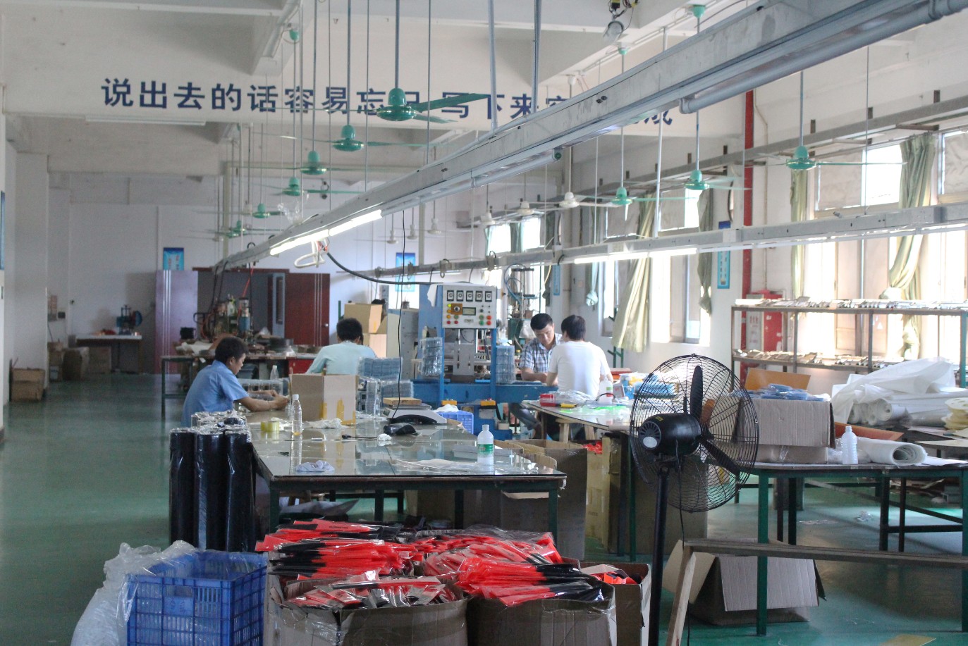 Dongguan Huazhan Arts & Crafts Co., Ltd.