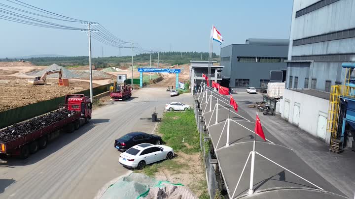 Công nghệ máy móc An Huy Xinwanfangyuan- 17.500㎡ Cơ sở sản xuất nắp hố ga bằng sắt dẻo