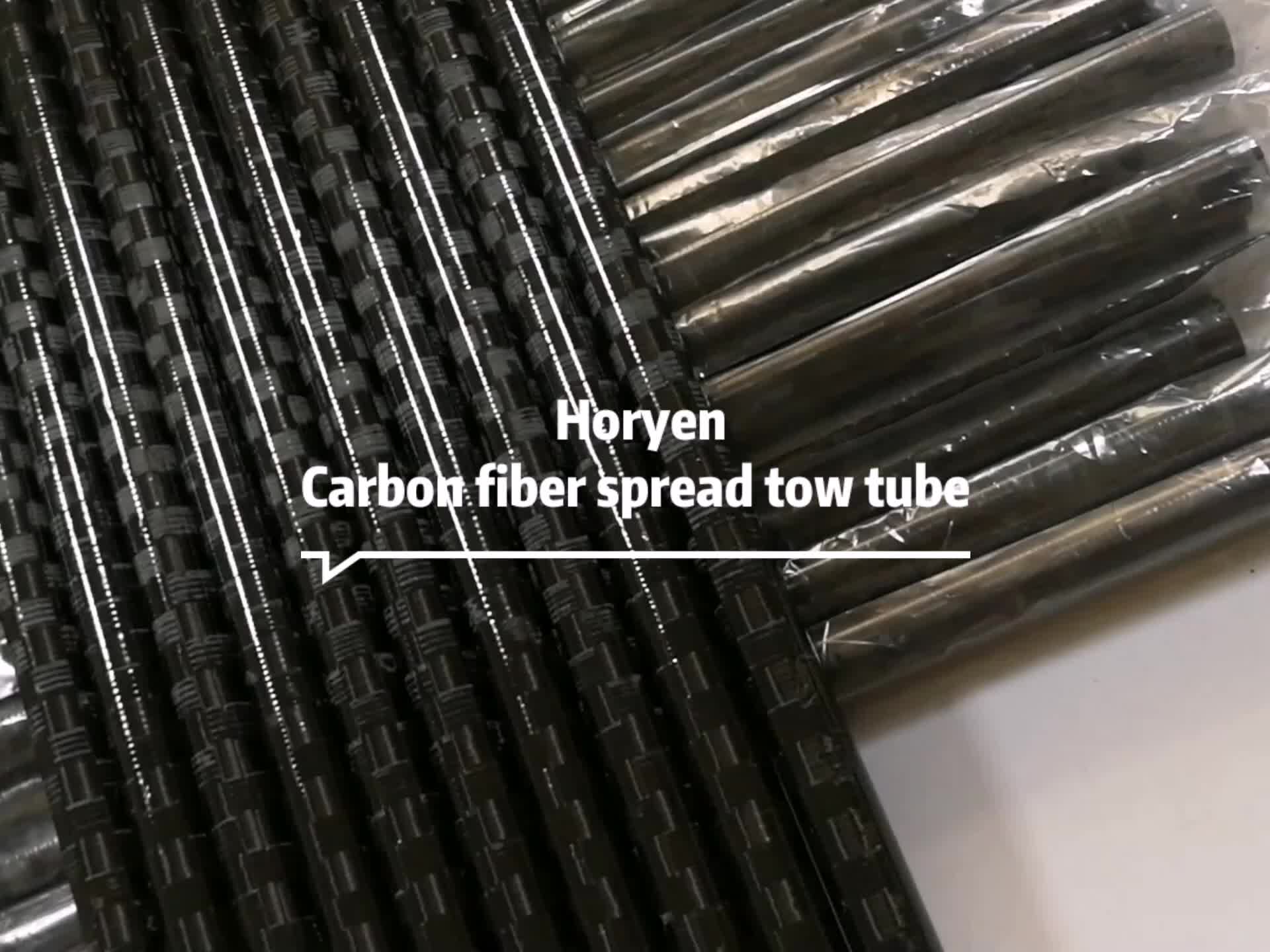 Rouleau enveloppé de tube de remorquage étalé à la brillance enveloppée en fibre de carbone1