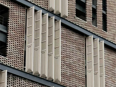 تعمل تقنية الطلاء النانوي وتكامل BIPV على تحسين صناعة ألواح الحائط الساتر المصنوعة من الألومنيوم