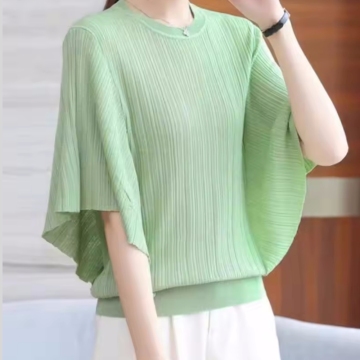 women pullover