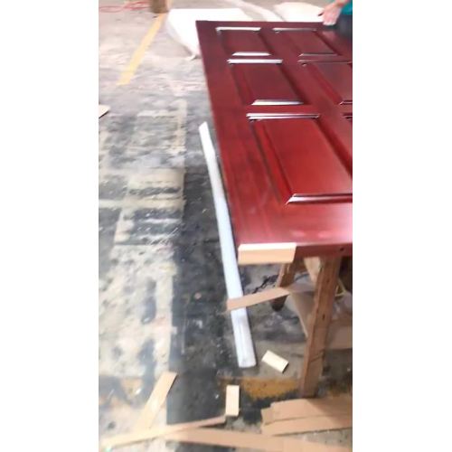 Exposición de puertas de palisandro de estilo chino.