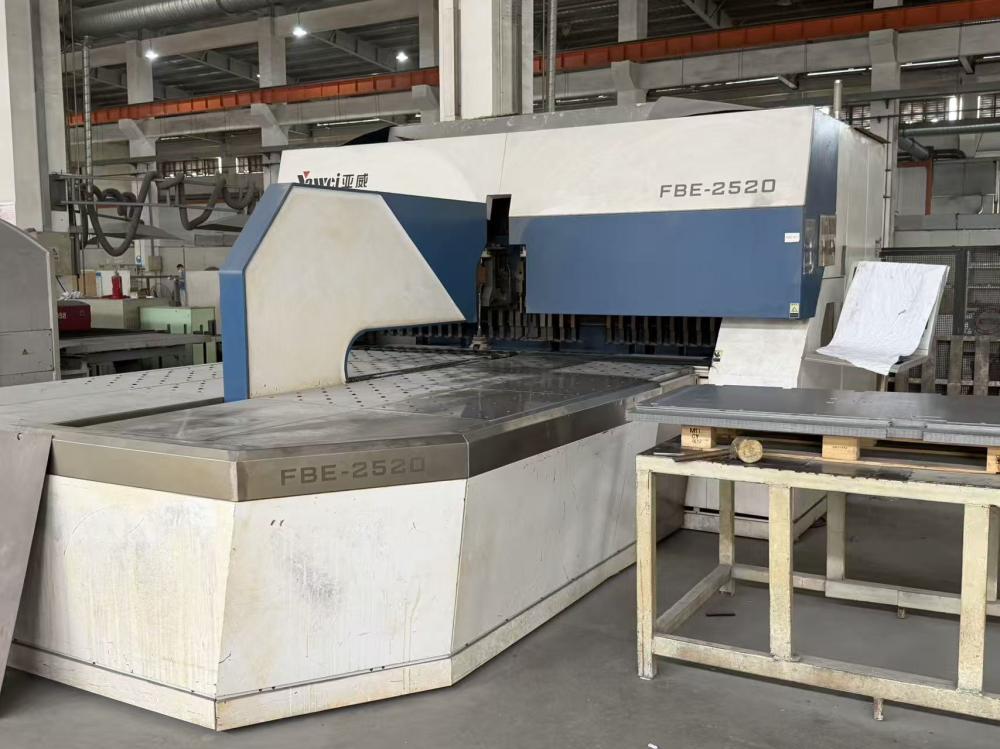 Automatic Bending Machine