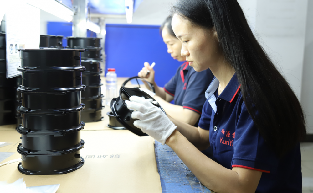 Full inspection and packaging workshop