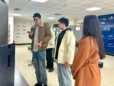 সেন্ট্রাল এশিয়ান গ্রাহকরা শক্তি সঞ্চয় সহযোগিতার বিষয়ে আলোচনা করতে CFE-তে যান