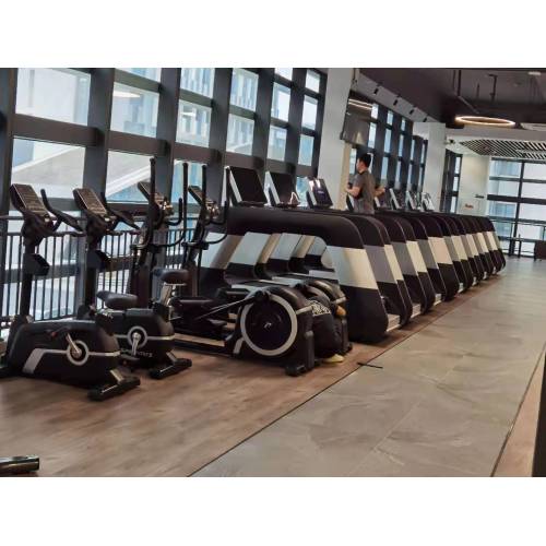 The installation of gym equipment for African clients has been completed.