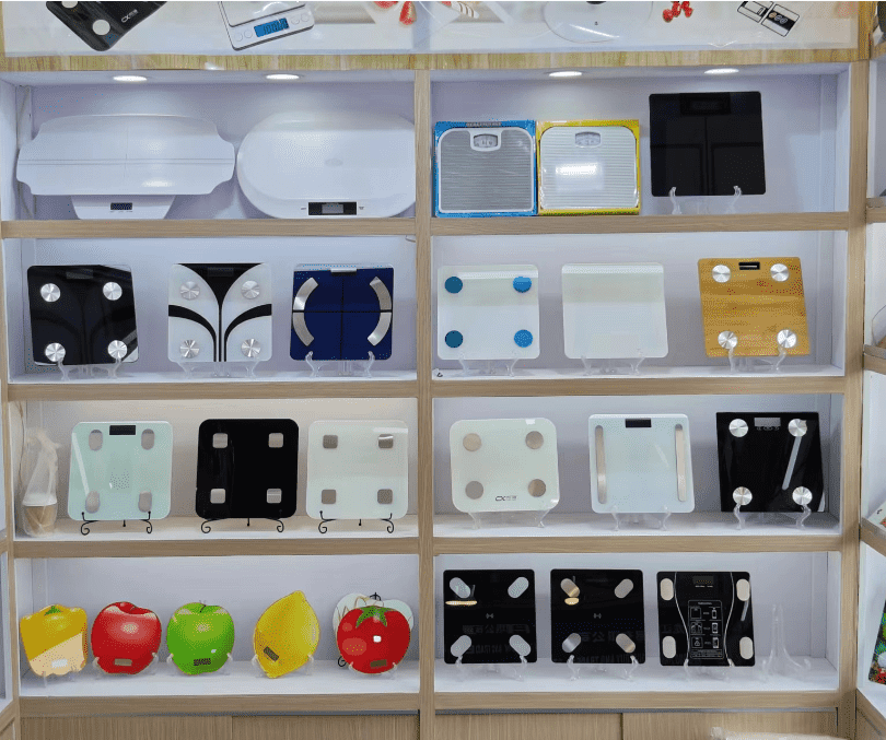 SHAHE CITY ZHENGFANG ARMORED GLASS PRODUCTION FACTORY