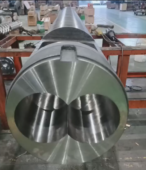 Двайная шруба экструдэра перадач