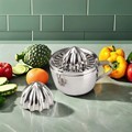 Factory Price 304 Stainless Steel Fruit Juicer with Measuring Cup Strainer1