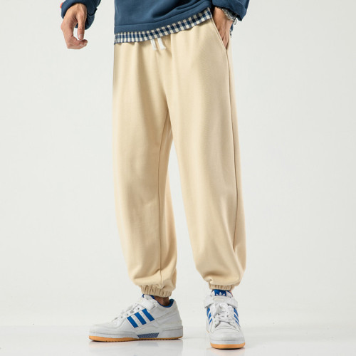 What Does the Men's Sweat Pants Go With?