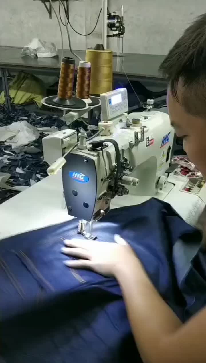 bolsillo de jeans de costura de doble aguja.mp4