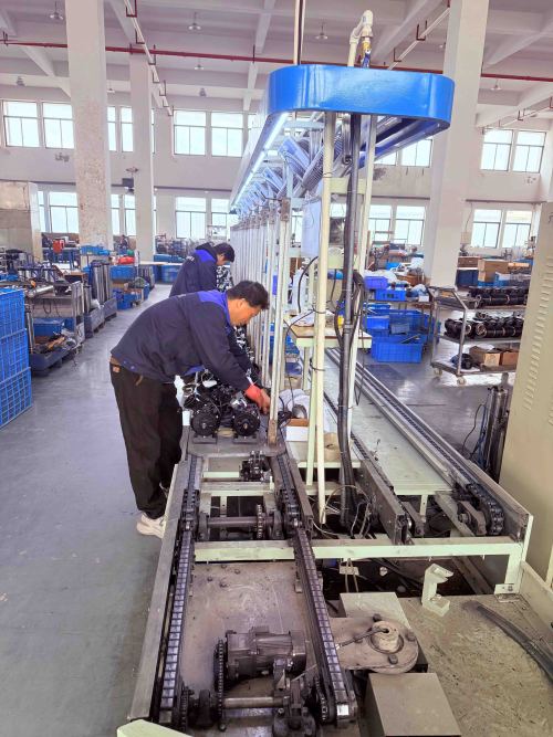 تقنية Zhejiang Zhensheng M&E: الشركة المصنعة المحترفة لمضخات التفريغ وآلات استعادة غاز التبريد ومضخات المياه