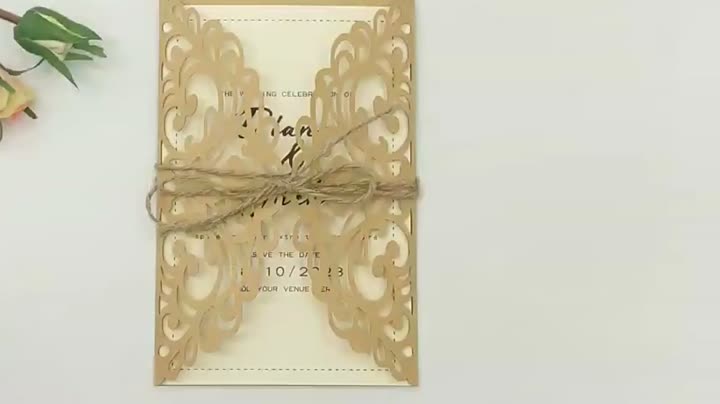 Biglietto d'invito per matrimonio rettangolare tagliato a mano e tagliato al laser