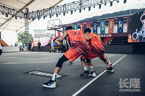 Basketball court mat