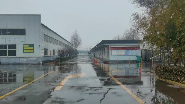 Video desde el interior de la fábrica de Ginley