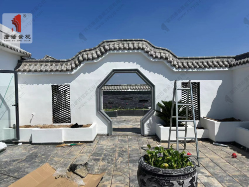Chinese Octigonal Doory