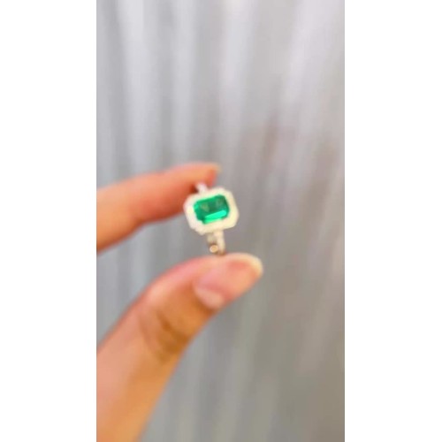 lab emerald singsing.