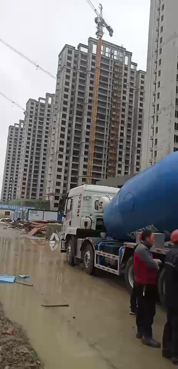 concrete pump