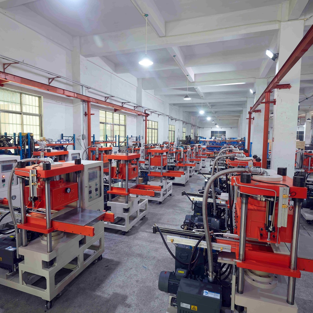 Silicone heat transfer label forming machine 2
