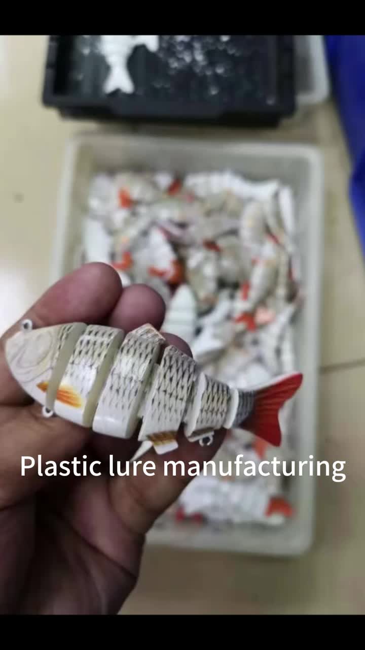 Plastic lure manufacturing