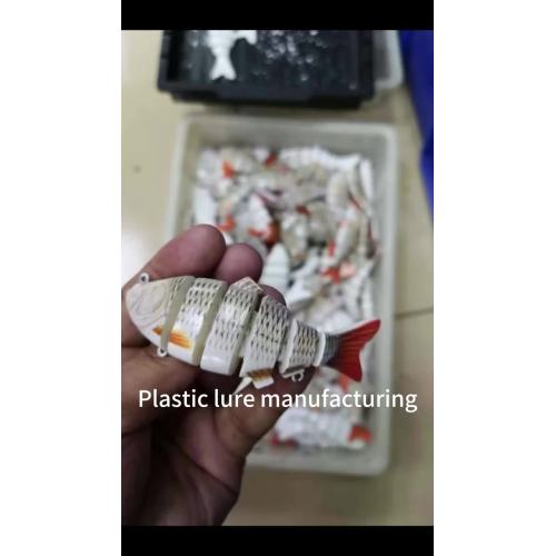 Fabricação de iscas de plástico