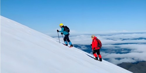 Тытанавыя матэрыялы: Выбар высокай прадукцыйнасці ў спорце на свежым паветры