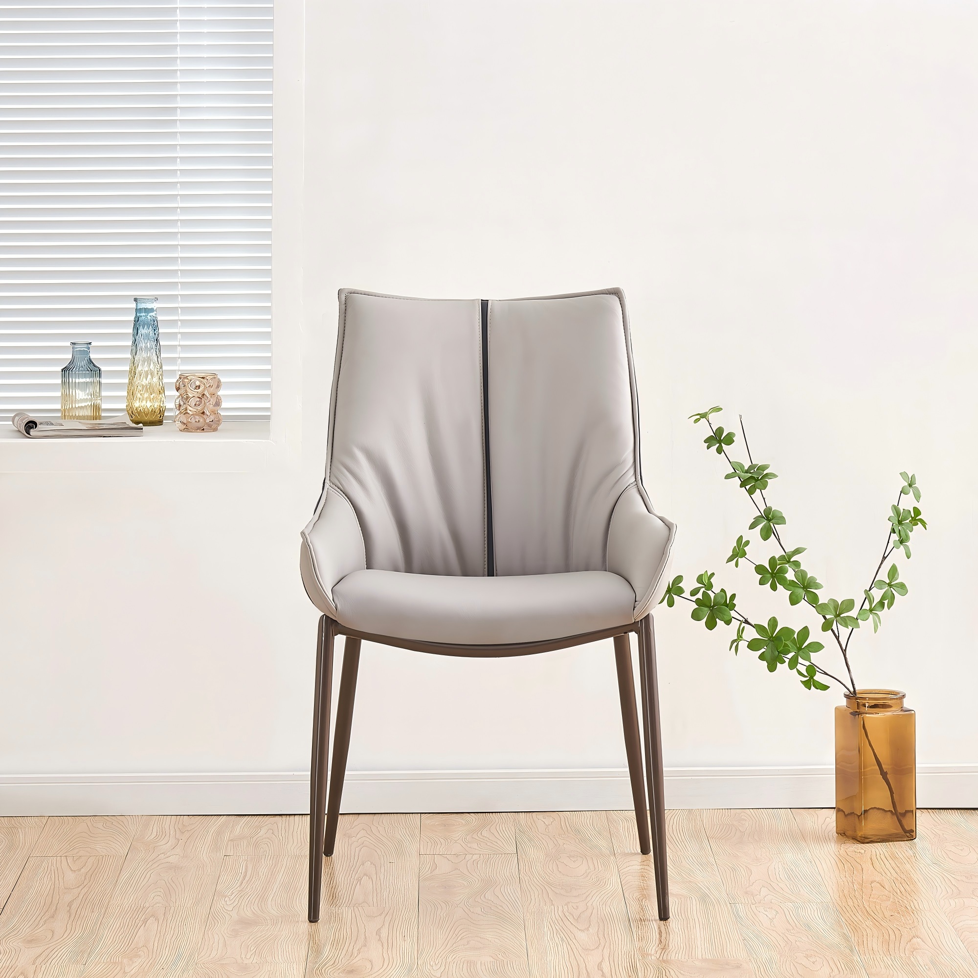 TL-23A08 Cadeira de escritório ergonômico confortável com couro PU e moldura de ferro preto para espaços de trabalho modernos