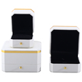 Hanhong Custom Logo Luxus achteckiger Schmuck Verpackungsbox Armband Armband Geschenkbox weiße PU Leder Halskette Ring Juwely Box1