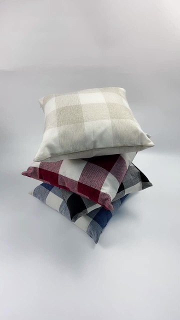 Classic buffalo check plaid black and white decoration pillow case1