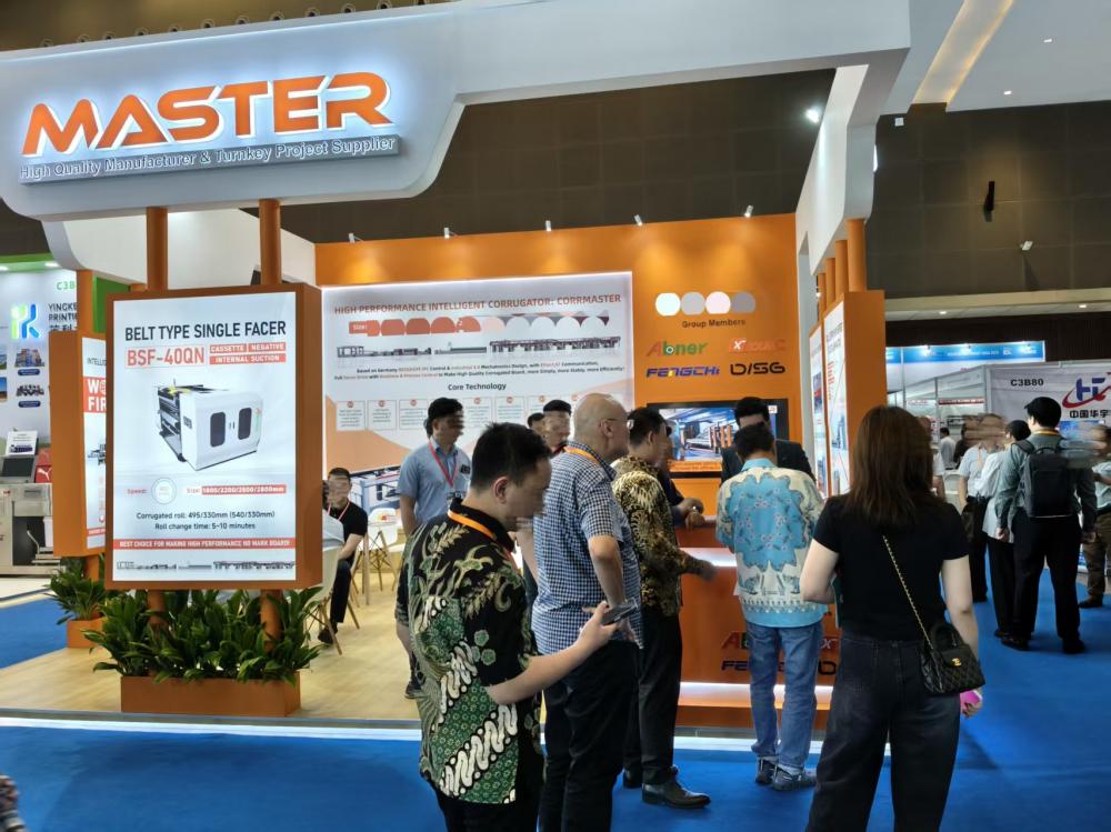 Client Consultation at MASTER Overseas Booth