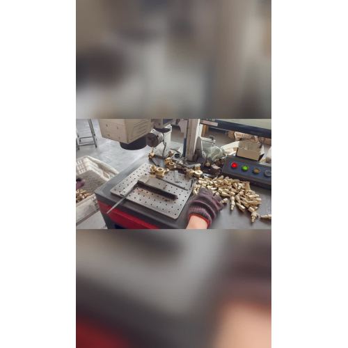 1552ecf8a9da19684b5402139172f40c