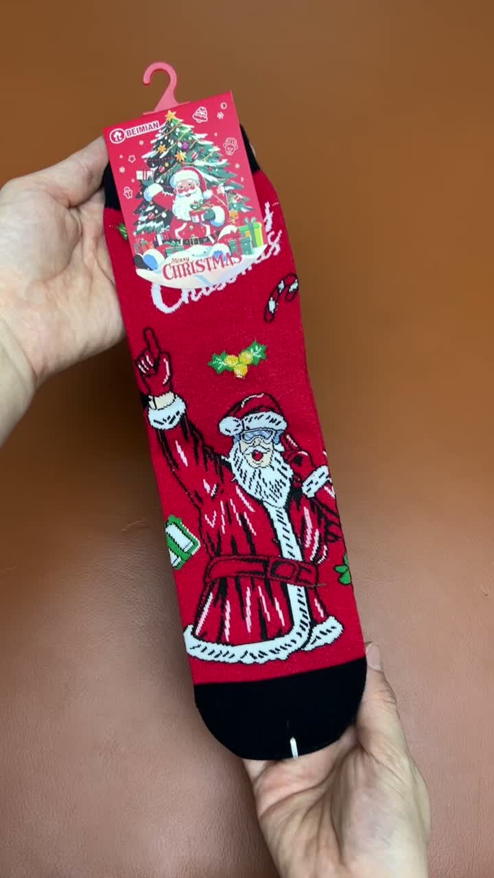 Мужчынскія калядныя шкарпэткі сярэдняга крыніча