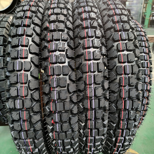 Detalles de mantenimiento de neumáticos de motocicleta