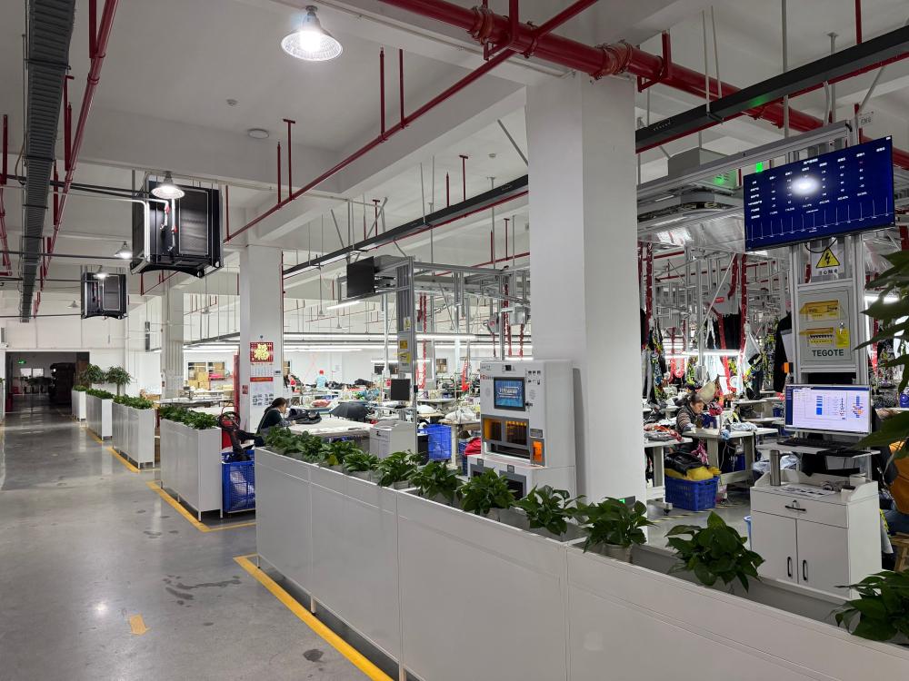 Factory Interior Working Scene (1)