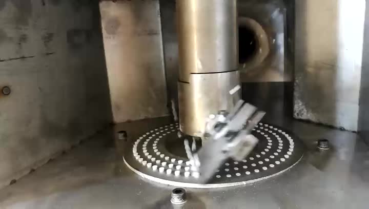 Pelletizzazione a caldo in PVC .mp4