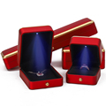 Han Hong Factory Wholesale Luxury Box Box Organizzatore Orecchini in bracciale Orecchini anelli con gioielleria a LED rossa leggera1