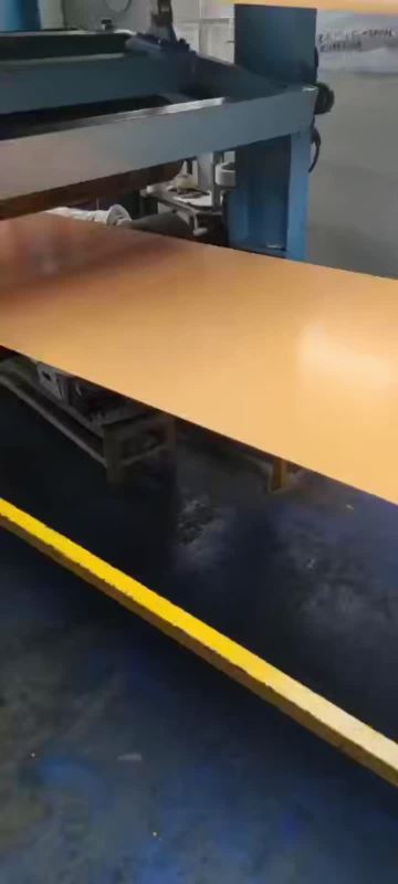 Color Laminated Roll Stock