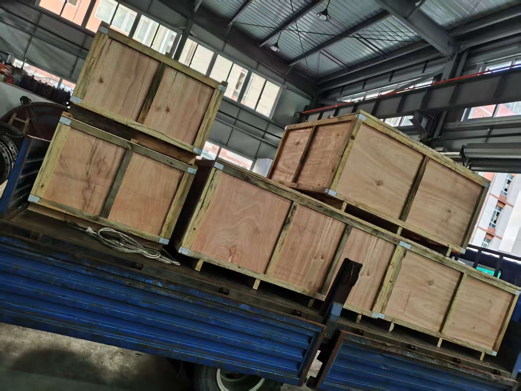 Переключатель управления промышленной трубопроводной сетью, веерный клапан