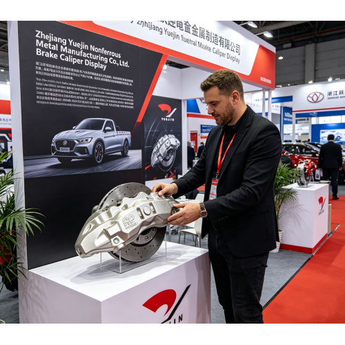 คาลิปเปอร์เบรกอัลลอยด์ประสิทธิภาพสูงสำหรับการอัพเกรดรถยนต์นั่งส่วนบุคคล